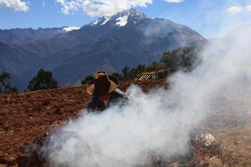 403-tra Chinchero e Maras,10 luglio 2013.JPG